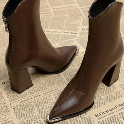 Amarra | Leather Heels