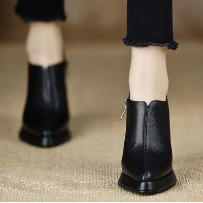 Carinia | Stylish Pumps