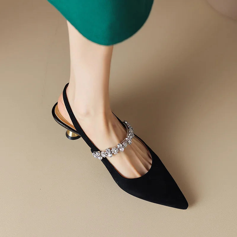 Isabele | Elegant Pumps